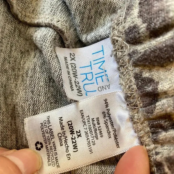 Time and Tru Chetah Print Casual Pull-on Joggers Pants Women Plus Size 2X - Picture 5 of 6